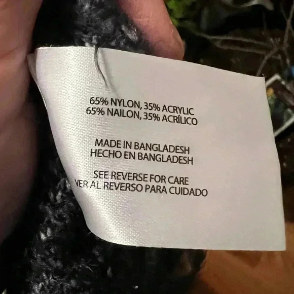 Eddie Bauer Women's Sz XL Fuzzy Gray Long Geometric Cardigan - Picture 5 of 5